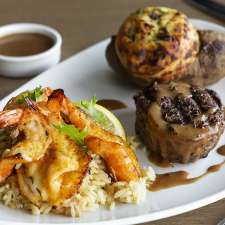 Barbies Resto Bar Grill | 1950 Rue Léonard-de-Vinci, Sainte-Julie, QC J3E 1Y8, Canada
