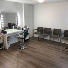 Guelph beauty. Antonina Illichova | 66 Arlington Crescent, Guelph, ON N1L 0L1, Canada