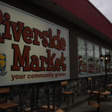 Riverside Market | 116 Centre Ave NE, Milk River, AB T0K 1M0, Canada