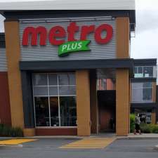Metro Plus Centre Ville | 6000 Rue Papineau, Lac-Mégantic, QC G6B 1Y8, Canada