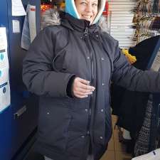 Hughes Car Wash | 16010 112 Ave NW, Edmonton, AB T5M 2W1, Canada
