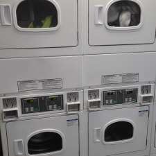 Loads 2 launder | 257 Ontario St, Collingwood, ON L9Y 1N2, Canada