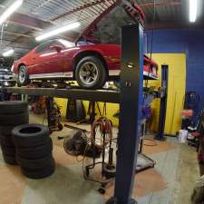 Westmount Service Centre | 3392 Wonderland Road South & Building 7 #6, London, ON N6L 1A8, Canada