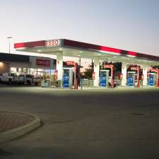 Esso | 435 Woodlawn Rd W, Guelph, ON N1K 1E9, Canada