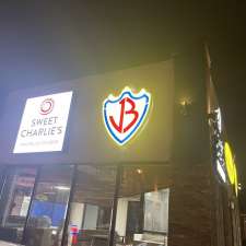 Jay Bhavani Vadapav | 170 Adelaide St N, London, ON N6B 3G8, Canada