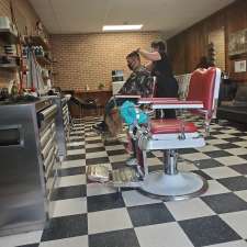 The Artisans Edge | 480 Muskoka Rd S #2, Gravenhurst, ON P1P 1J8, Canada