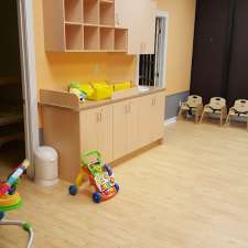 PAMPAM Educational Daycare | 1 Av. Holiday Suite 140, Pointe-Claire, QC H9R 5N3, Canada