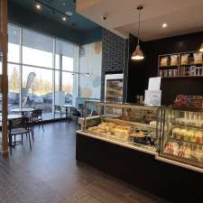 Café Dépôt St-Hubert | 8141 Bd Cousineau local 108, Saint-Hubert, QC J3Z 0G6, Canada