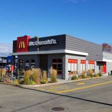 McDonald's | 825 Boul, Route Jean-Gauvin, Sainte-Foy, QC G1X 4M6, Canada