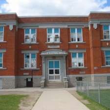 Queen Victoria School | 46 Pine St, Belleville, ON K8N 2M2, Canada