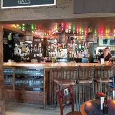 Bearberry Saloon Bar & Grill | 20 Km West Of Sundre Hwy 27, Sundre, AB T0M 1C0, Canada