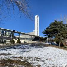 L'Église à Montréal | 3201 Rue Hochelaga, Montréal, QC H1W 1G7, Canada