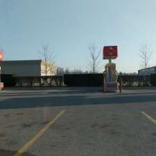 Airport U Wash | 500 Veterans Memorial Pkwy, London, ON N5V 4S7, Canada