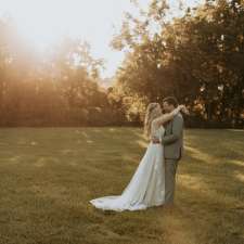 Cameron house photography | Hyde Park Rd, London, ON N6G 5E1, Canada