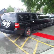 Paramount Limousine Services Ltd. | 1804 Crowchild Trail NW, Calgary, AB T2M 0M5, Canada