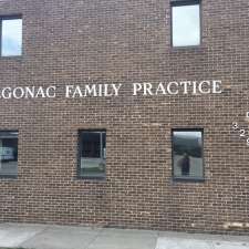 Algonac Family Practice: Thomas Kizy, MD | 329 Columbia St, Algonac, MI 48001, USA