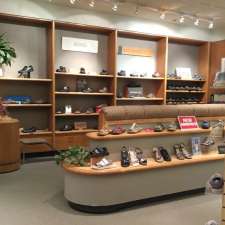 Paush shoes | Shopping Centre, #136 82 Ave NW, Edmonton, AB T6C 4E3, Canada