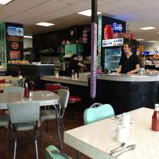 Balzac Diner | Township Rd 262, Balzac, AB T0M 0E0, Canada