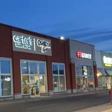 OshKosh B'gosh - Curbside Available | Smart Centres Etobicoke, 181 N Queen St, Etobicoke, ON M9C 1A7, Canada