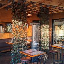 Restaurant Le Biarritz | 89 Rue Notre Dame O, Trois-Pistoles, QC G0L 4K0, Canada