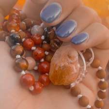 Valla's Malas | 7 Macnab St, Madoc, ON K0K 2K0, Canada
