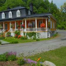 Auberge Du Sault-A-La-Puce | 8365 Ave Royale, Château-Richer, QC G0A 1N0, Canada