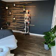 Velvaere Massage Therapy | 921D Fairdowne Rd, Parksville, BC V9P 0B2, Canada