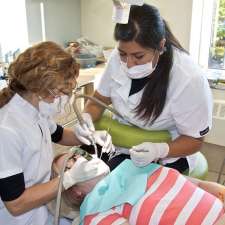 Myrand Dental Clinic | 826 Avenue Myrand, Québec, QC G1V 2V5, Canada