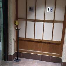 Public washroom | Queen Victoria Place, 6345 Niagara Pkwy, Niagara Falls, ON L2E 6S6, Canada