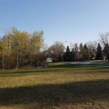 Parklands Square | 22 Sparrow Rd, Winnipeg, MB R3R 2Z2, Canada