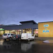 On The Run - Convenience Store | 105 Main Ave E, Sundre, AB T0M 1X0, Canada