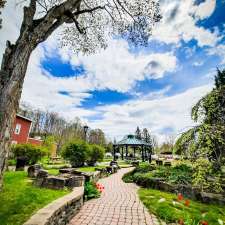 Place publique du Dr. Adrien-Tougas | 67 Rue Principale, Bedford, QC J0J 1A0, Canada