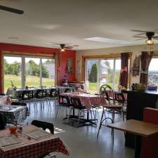 Restaurant Lorrizon | 325 Route De L'Eglise, Saint-Claude, QC J0B 2N0, Canada