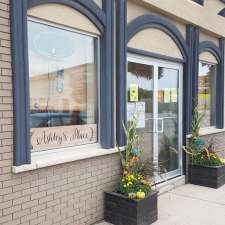 Ashley's PLACE | 75 Queen St N, Tilbury, ON N0P 2L0, Canada