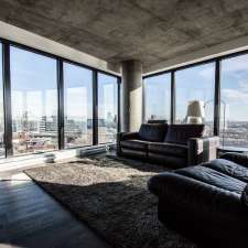 Executive Accommodations | 1272 Rue de Laprairie, Montréal, QC H3K 2V9, Canada