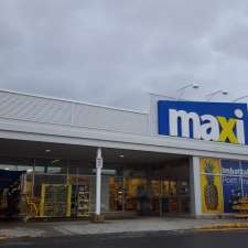 Maxi | 3500 Rue Laval, Lac-Mégantic, QC G6B 1A4, Canada
