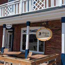 Cafe Grains De Folie | 1 Rue Notre Dame O, Trois-Pistoles, QC G0L 4K0, Canada