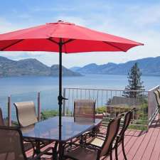 Red Haven Retreat Vacation Suites | 5803 Atkinson Crescent, Peachland, BC V0H 1X4, Canada