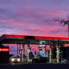 Esso | 7908 Bowness Rd NW, Calgary, AB T3B 0H2, Canada