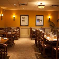 Poor Italian Ristorante | 3296 E 1st Ave, Vancouver, BC V5M 1B8, Canada