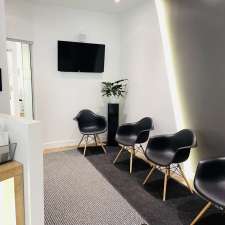 Clinique Dentaire du Carré Gouin - Dre Nayla Barrak | 5995 Boul Gouin O #210, Montréal, QC H4J 2P8, Canada