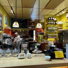 Java Bay Cafe | 1536 W Rd, Quathiaski Cove, BC V0P 1N0, Canada
