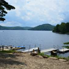 Oatka Bay Cottages | 149 O-at-Ka Rd, Maynooth, ON K0L 2S0, Canada