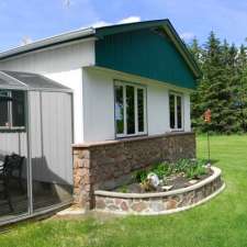 Bridgeview Bed and Breakfast | 1246 Breezy Point Rd, Selkirk, MB R1A 2A7, Canada