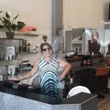 Salon de coiffure Ma bonne Etoile | 5684 Ch. de Chambly, Saint-Hubert, QC J3Y 3P7, Canada