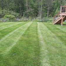 The Lawn Ladd | 1607 Rimkey Cres, Severn, ON L3V 0E9, Canada
