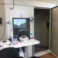 Toronto Family Hearing | 27 Roncesvalles Ave Suite 409, Toronto, ON M6R 3B2, Canada