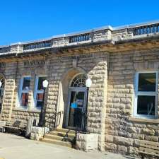 Wiarton Post Office | 543 Berford St, Wiarton, ON N0H 2T0, Canada