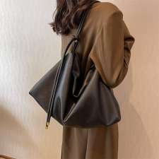 Simplicity Of Youth & It's Fashion | 21 Browns Rd, Orangeville, ON L9W 2Z2, Canada