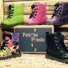 Chaussures Petits Pieds | 572 rue Chef Max Gros Louis, Wendake, QC G0A 4V0, Canada